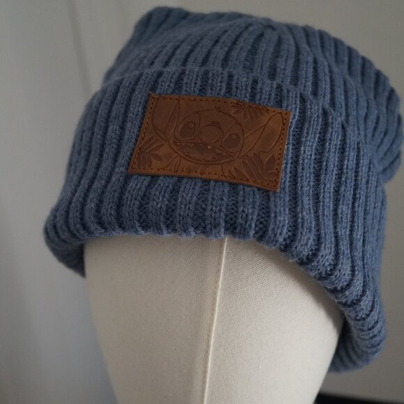 Stitch Disneyland Paris Badge Knitted Cap - Adult - Picture 1 of 6